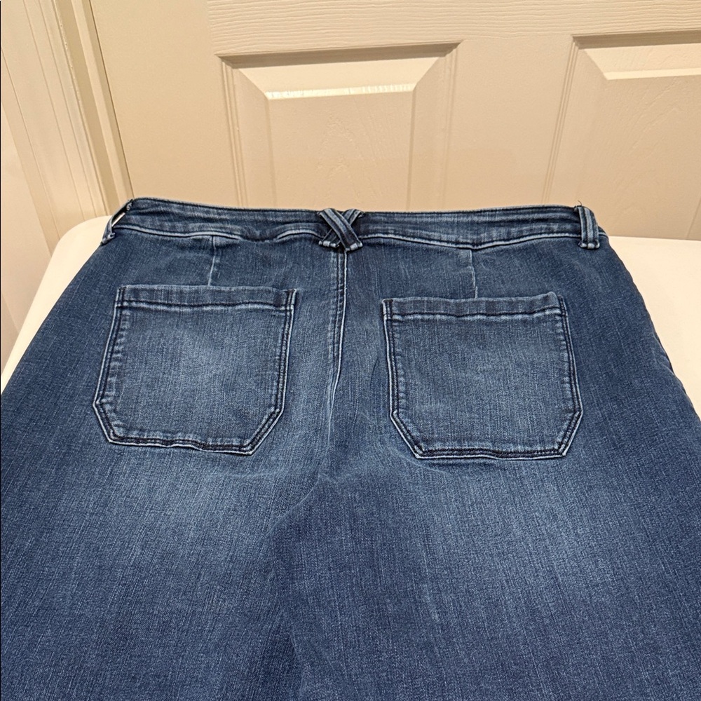 Cropped Wide Leg Waist Defining Dark Blue 1970s Fun Sailor Patch Pocket Jean 14 - Picture 10 of 13